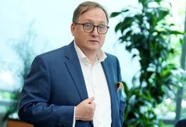 ECB’s Kazāks: Impact on Inflation Projections To Be “Sizeable” if ETS Delayed