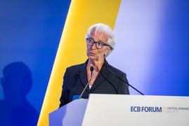 ECB’s Lagarde: ‘Not Overly Concerned’ About Importing Inflation from US