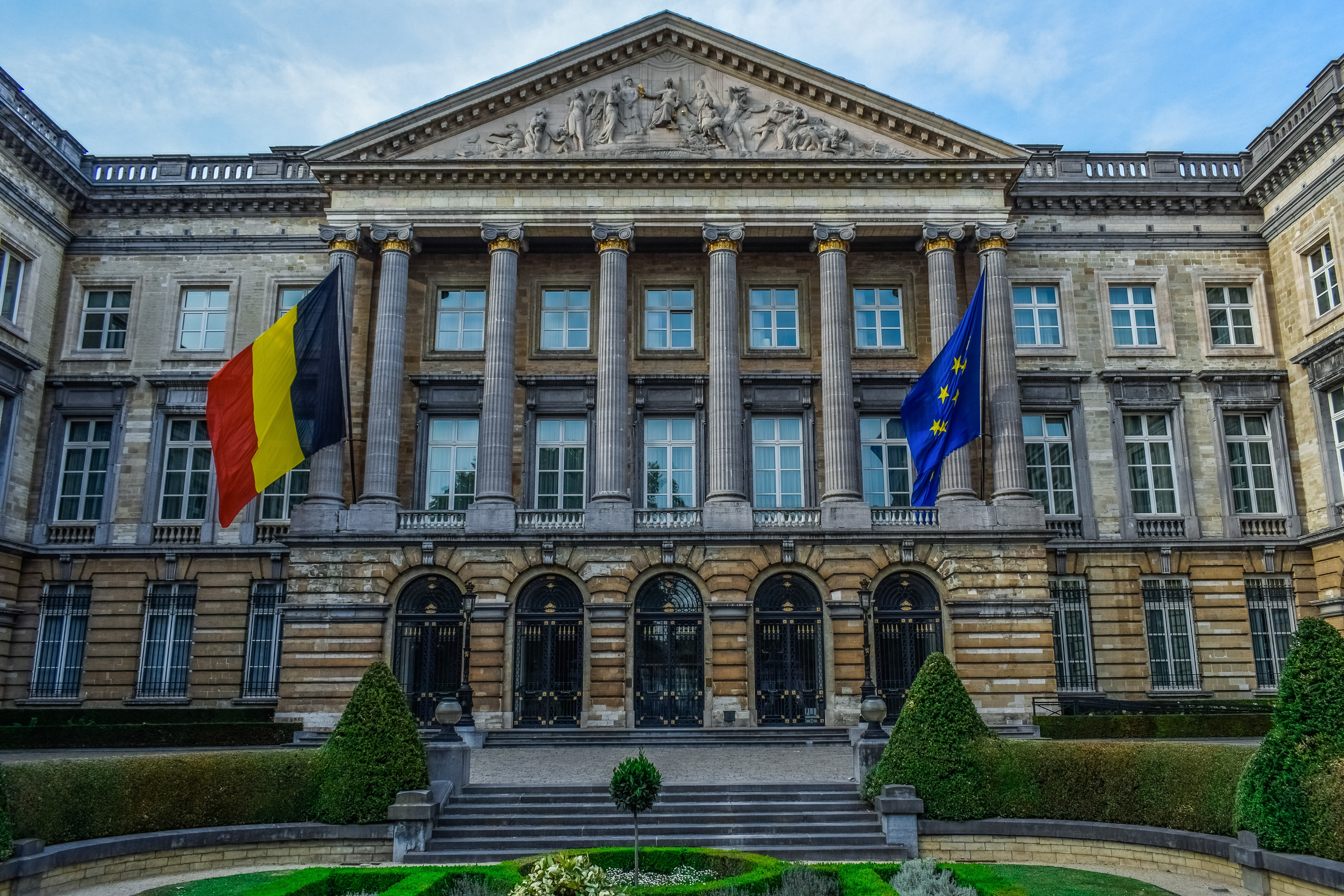 Belgium: Debt Agency Raises €8 Billion in New 5-Year OLO Syndication