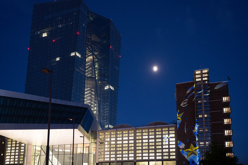 ECB Wage Tracker Points to Ongoing Easing of Wage Pressures