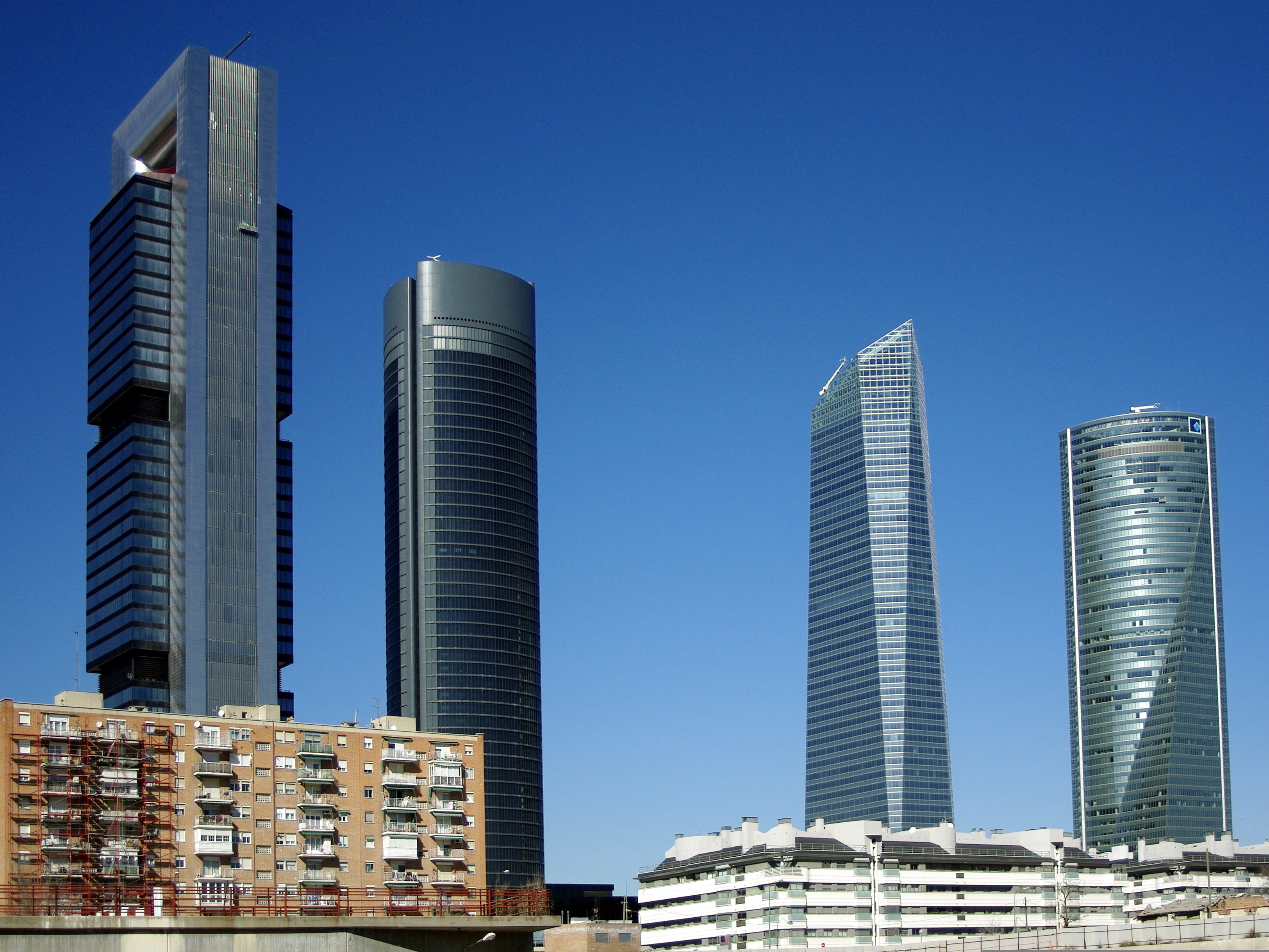 Spain: Treasury Allots €5.97 Billion Across Two Bonos, One Obligación